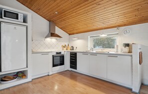 Kühlschrank, Herdplatte, Geschirrspüler