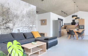 TV connectée, table de tennis de table
