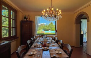Dining - Pet friendly home in Monte San Savino (Monte San Savino)
