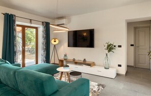 TV, table tennis
