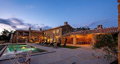 Awesome home in Buzet