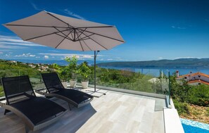 Terrace/patio - Amazing home in Moscenicka Draga (Moscenicka Draga)