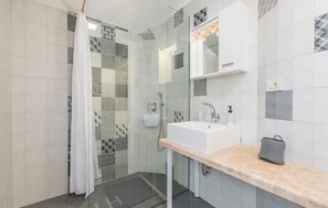 Dusche, Haartrockner