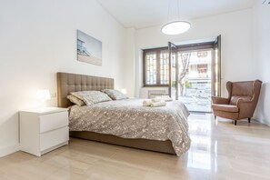 1 bedroom - GuestHost - Vomero Deluxe Paris with terrace (Napoli)