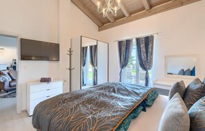 4 Schlafzimmer, Reisekinderbett, kostenloses WLAN, Bettwäsche