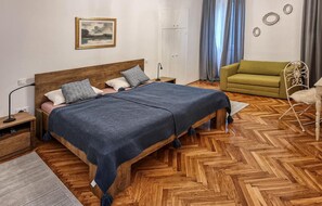 3 bedrooms, iron/ironing board, travel cot, free WiFi - Awesome home in Crikvenica (Crikvenica)