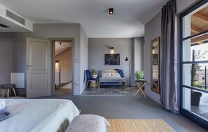 5 bedrooms, iron/ironing board, travel cot, free WiFi
