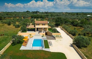 Exterior - Awesome home in Fazana (Fazana)