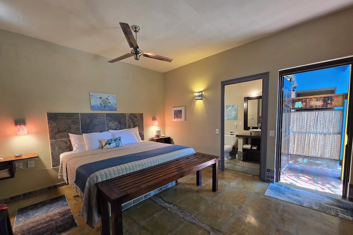1 bedroom, individually decorated, individually furnished, free WiFi