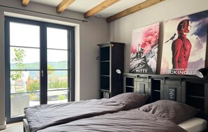 3 soverom, reiseseng for barn, wi-fi (inkludert) og sengetøy