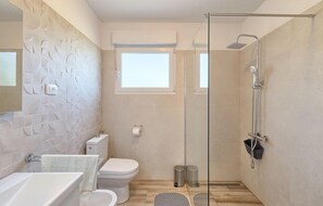 Douche, séchoir à cheveux