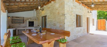 Cozy home in Sveti Petar u Sumi