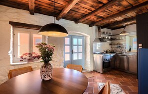 Dining - Pet friendly home in Porec (Porec)