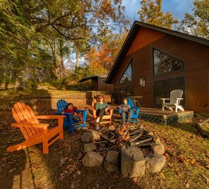 Terrace/patio - Lakefront, Hot Tub, Golf, Kayaks, ATV, Snowmobile Trails, St.Croix Casino (Turtle Lake)