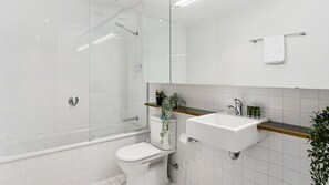 Hair dryer - BOUTIQUE STAYS - Watervue (Docklands)