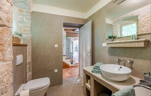 Douche, séchoir à cheveux