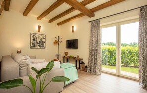 TV, fireplace - Awesome home in Labin - Rabac (Labin - Rabac)