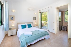 3 chambres, fer et planche Ă repasser, Wi-Fi gratuit, draps fournis