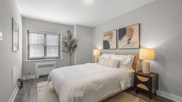 1 bedroom, iron/ironing board, travel cot, WiFi