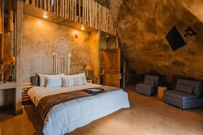 1 bedroom, travel cot, free WiFi, bed sheets