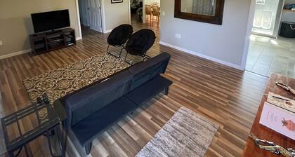 1st floor 2 bedroom/1 full bath unit on one acre family farm close to Hilo, HI.