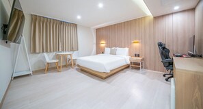 Premium Double Room - Two H Hotel (Busan)