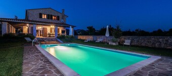 Amazing home in Tinjan