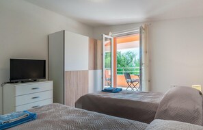 4 Schlafzimmer, Bügeleisen/Bügelbrett, kostenloses WLAN, Bettwäsche
