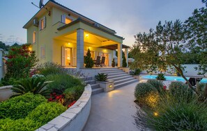 Exterior - Gorgeous home in Kukljica (Kukljica)
