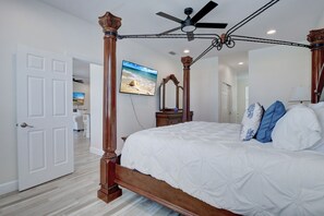 4 bedrooms, iron/ironing board, travel cot, free WiFi