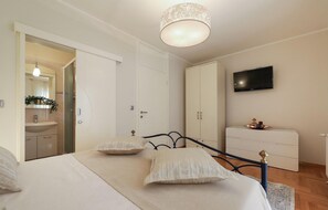 3 Schlafzimmer, Bügeleisen/Bügelbrett, Reisekinderbett, kostenloses WLAN