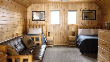 4 makuuhuonetta, silitysrauta/-lauta, Wi-Fi, vuodevaatteet