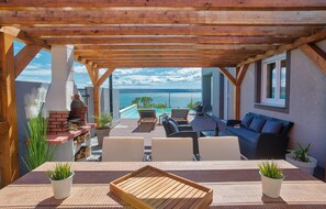 Outdoor dining - Gorgeous home in Zadar (Zadar)