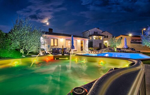 Amazing home in Porec