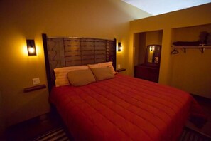 1 habitación, escritorio, wifi y ropa de cama