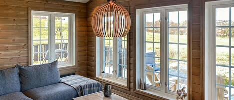 Smart TV y chimenea