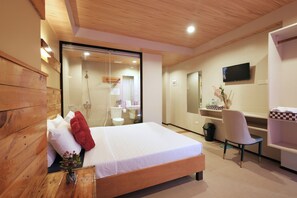 Elite Double Room | Desk, laptop workspace, free WiFi, bed sheets - Ghiellaniqa Inn (Coron)