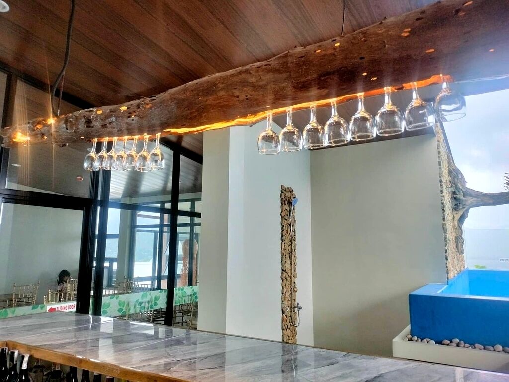 Poolside bar