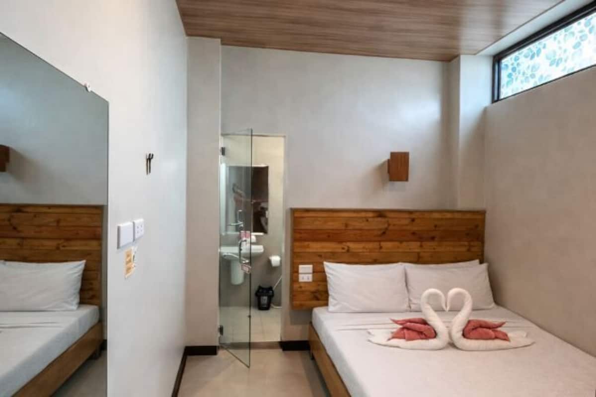 Ropa de cama hipoalergénica y escritorio