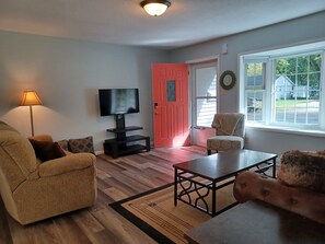 Smart TV - The Pear Place on Maple (Goshen)