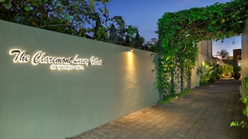 Ngoại thất