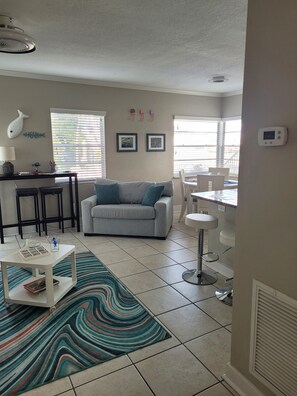 Living area - Comfortable beach condo. Newly updated. Rare find in Clearwater Beach. (Clearwater)