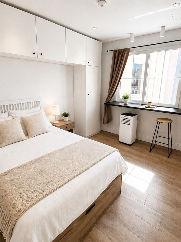 1 bedroom, iron/ironing board, travel cot, WiFi