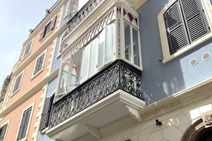 Exterior detail - Beautiful Studio Suite in the heart of the city (Gibraltar)