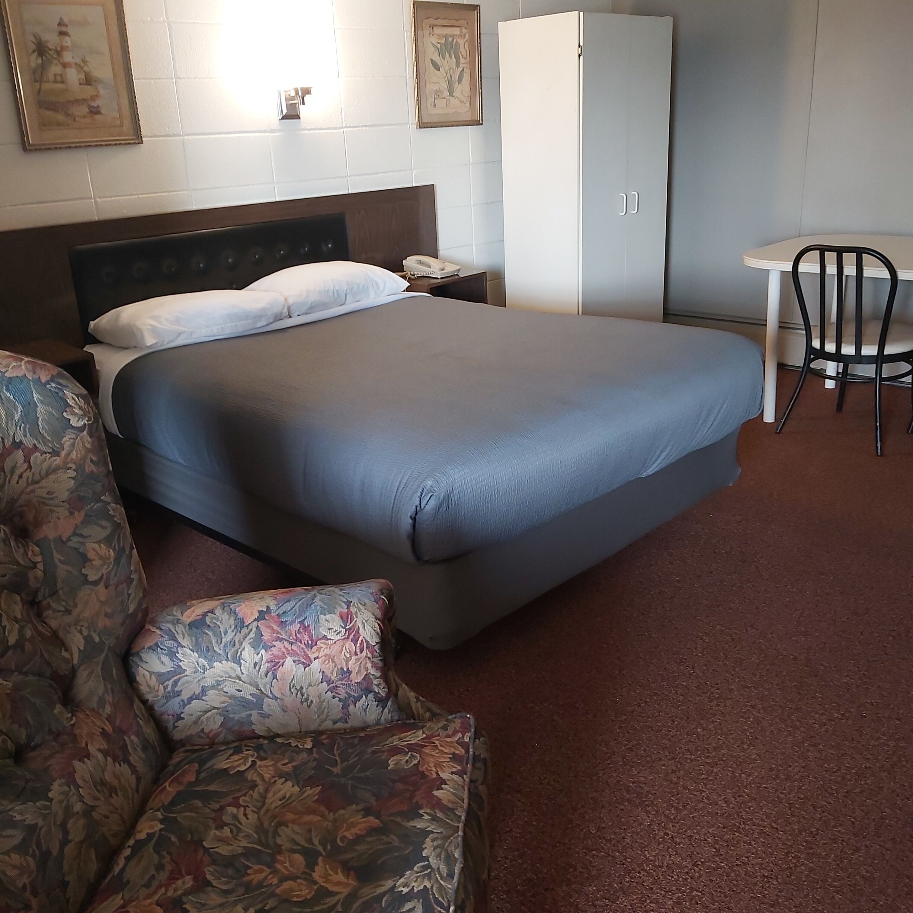 Standard Single Room | Desk, laptop workspace, free WiFi, bed sheets