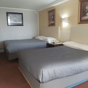 Standard Double Room | Desk, laptop workspace, free WiFi, bed sheets