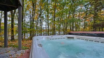 Bañera de hidromasaje exterior