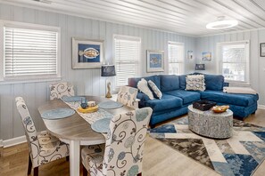 Interior - Waterfront dog-friendly home with a kayak, & firepit - block from beach (North Myrtle Beach)