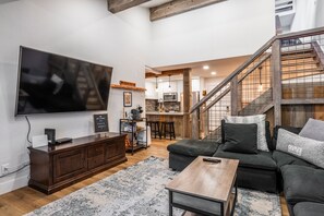 TV, fireplace - New Listing 2 bedroom and Loft 2 bath Summit E Bldg 8 condo sleeps 8 Steps to Eagle Lodge Chair 15 (Mammoth Lakes)
