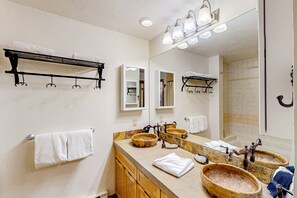 Hair dryer, towels